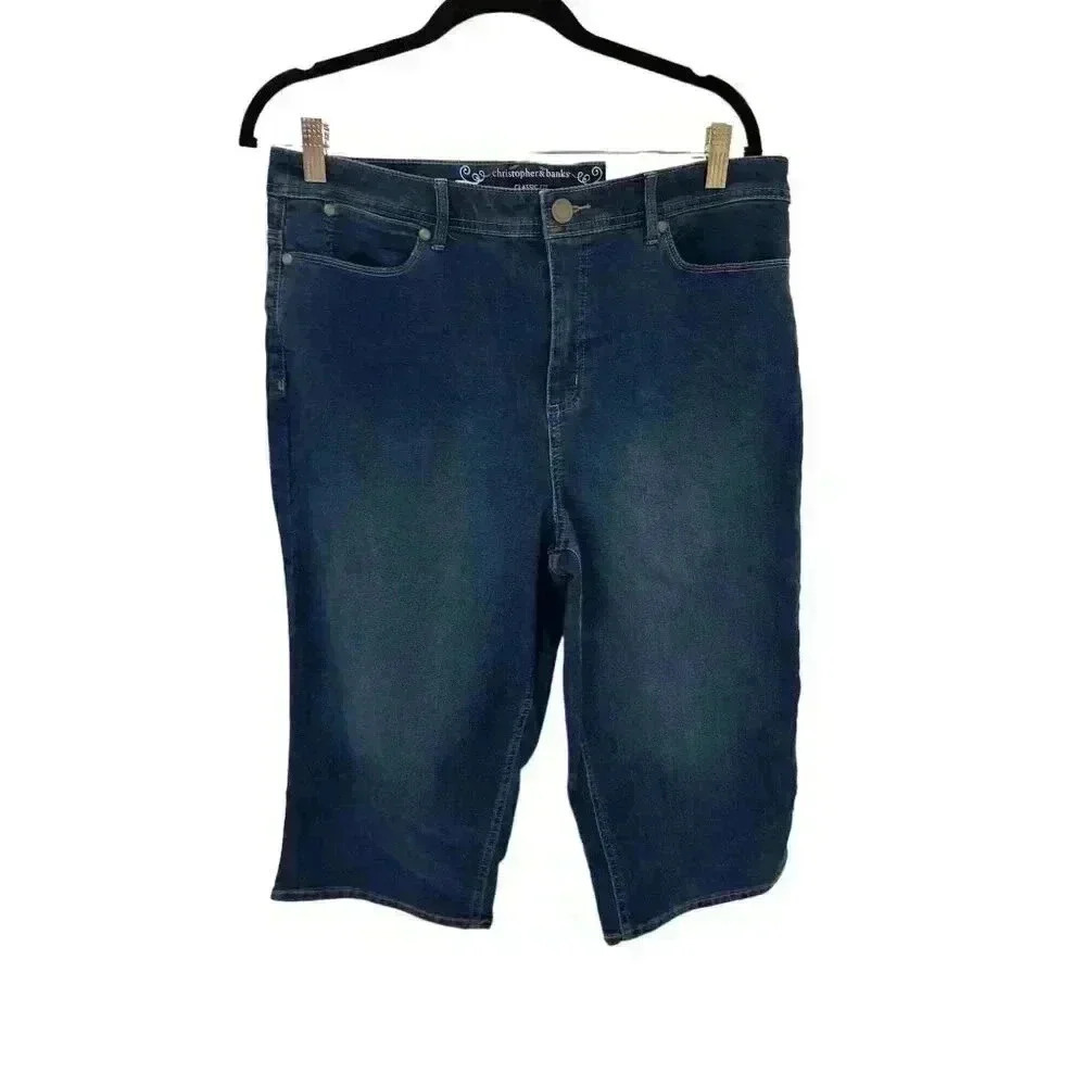 Christopher & Banks Classic Skimmer Capris in Size 12 Ave.  NWT